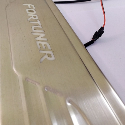 O.E Type LED Door Scuff Plate for Toyota Fortuner 2016 Onwards O.E Type LED Door Scuff Plate for Toyota Fortuner 2016 Onwards