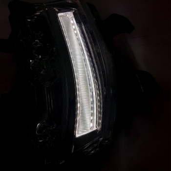 Xuv300 fog lamp with 2024 drl price