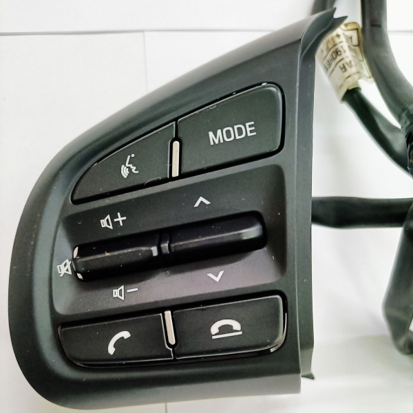 Hyundai New Venue Facelift 2022 Onward Steering Wheel Control Remote Button