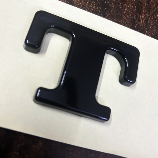 Cnleague Thar Logo 3D Black Letter Emblem