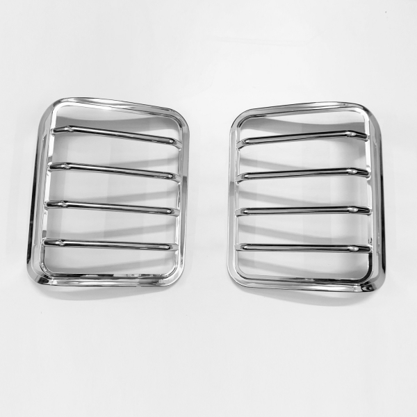 Cnleague OEM Design Tail Lamp Garnish for Mahindra Thar Roxx 2024 Onwards - Chrome Finish Cnleague OEM Design Tail Lamp Garnish for Mahindra Thar Roxx 2024 Onwards - Chrome Finish