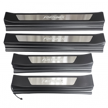 Scuff plate fortuner new arrivals