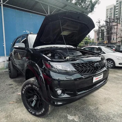 Toyota Fortuner 2012 -15 Lexus Style Glossy Black Front Grill Toyota Fortuner 2012 -15 Lexus Style Glossy Black Front Grill