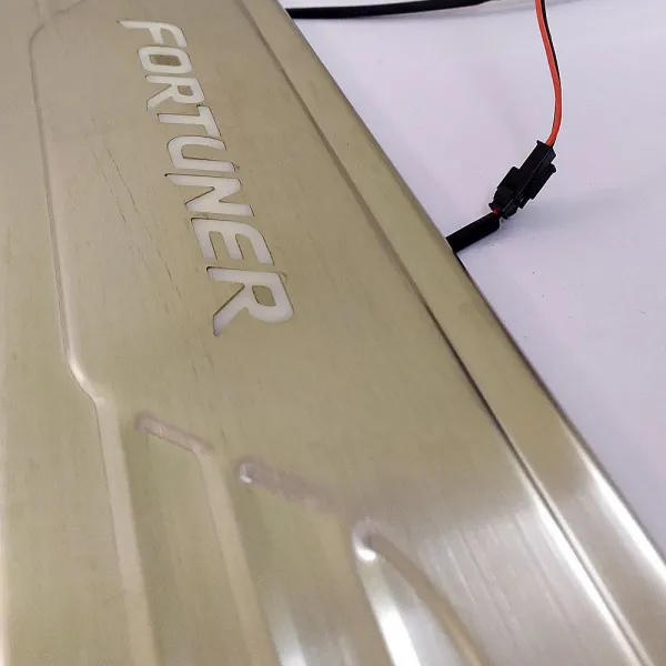 O.E Type LED Door Scuff Plate for Toyota Fortuner 2016 Onwards