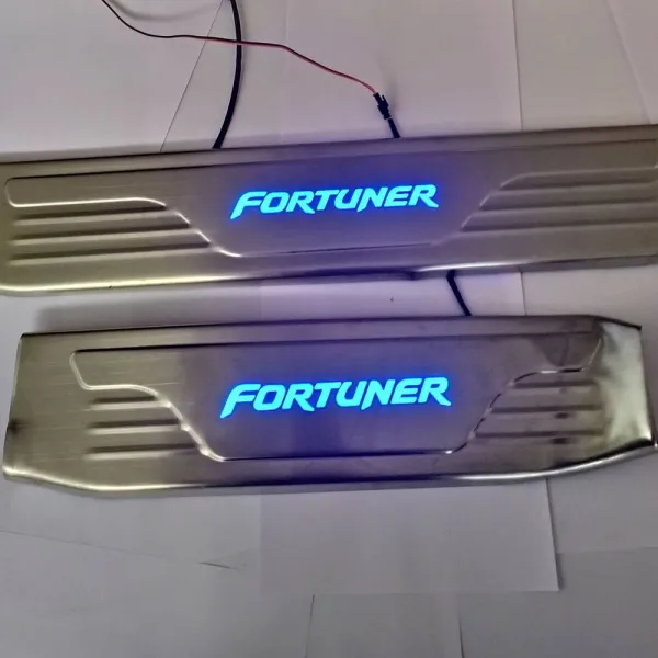O.E Type LED Door Scuff Plate for Toyota Fortuner 2016 Onwards