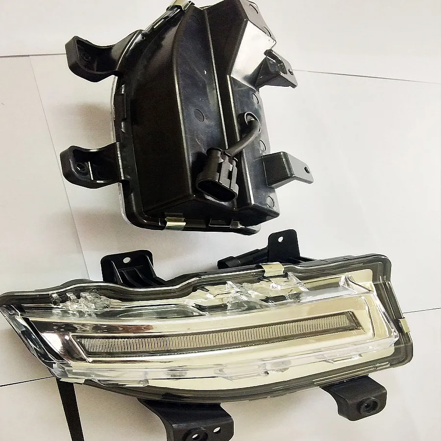 Mahindra Xuv 300 2019 Onward LED DRL Light  Moving With Matrix Turn Signal - Imported (Set of 2Pcs.)