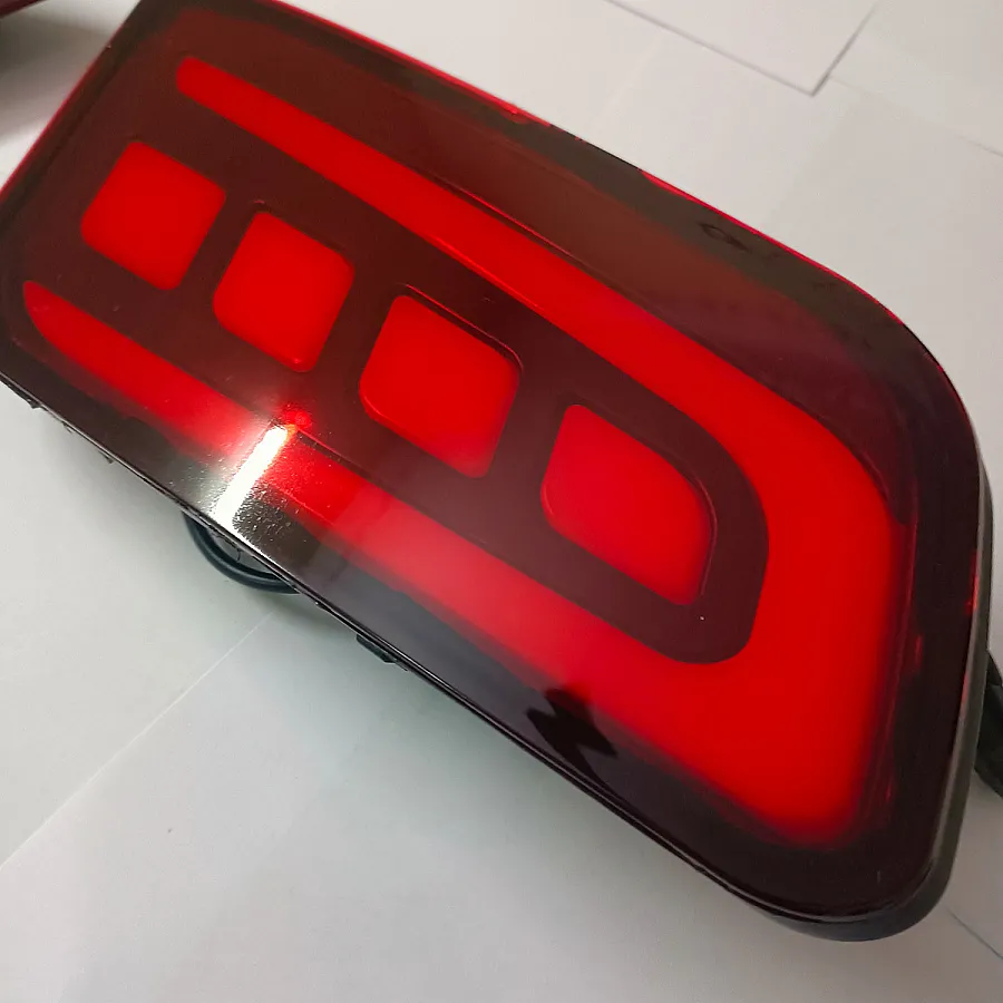 Ford Endeavour 2015 Onwards Rear LED Reflector Light With Matrix Turn Signal