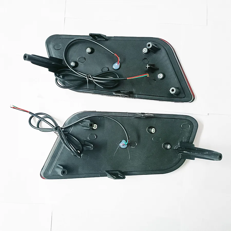 Ford Endeavour 2015 Onwards Rear LED Reflector Light With Matrix Turn Signal