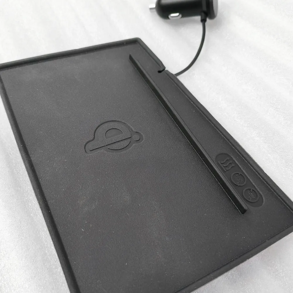 Auto Clover Wireless Charging Pad for Kia Sonet 2020 Onwards