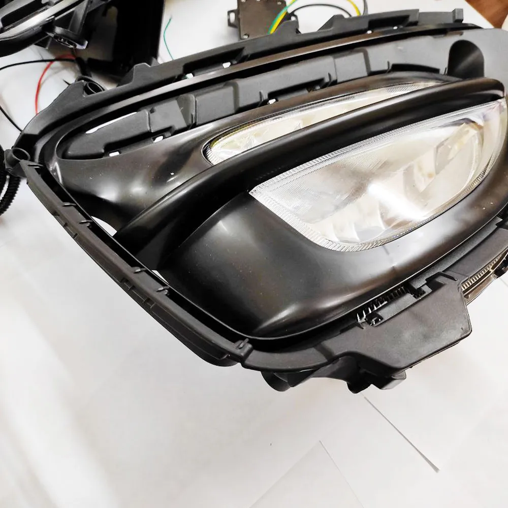 Hyundai i20 Elite 2018-2020 OEM LED DRL Daytime Running Light With Matrix Turn Signal and Fog Lamp (Set of 2Pcs.)