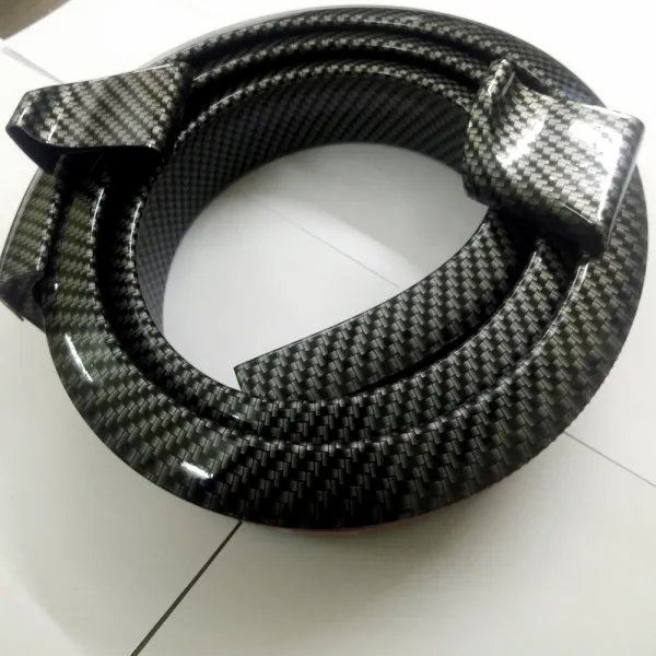 Car Rear Roof/Trunk Spoiler Wing Lip For Sedan Car in Glossy Stylish Carbon Fiber Finish - High Quality Material