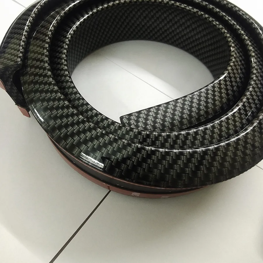 Car Rear Roof/Trunk Spoiler Wing Lip For Sedan Car in Glossy Stylish Carbon Fiber Finish - High Quality Material