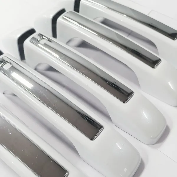 Cnleague Door Handle Cover for Mahindra Scorpio N 2022 Onwards - White with Chrome Cnleague Door Handle Cover for Mahindra Scorpio N 2022 Onwards - White with Chrome