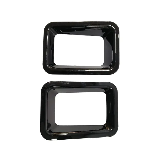 Black Reflector Light Garnish for Mahindra Thar 2020 Onwards Black Reflector Light Garnish for Mahindra Thar 2020 Onwards