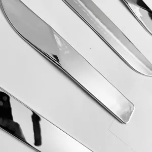 Cnleague Door Handle Chrome Garnish for Mahindra XUV 700, 7XO, XEV 9S Cnleague Door Handle Chrome Garnish for Mahindra XUV 700, 7XO, XEV 9S