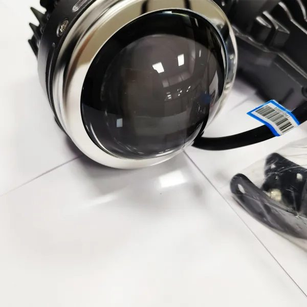 IPH Car 35W M617-H LED Fog Lamp Projector Lights Tri Color IPH Car 35W M617-H LED Fog Lamp Projector Lights Tri Color