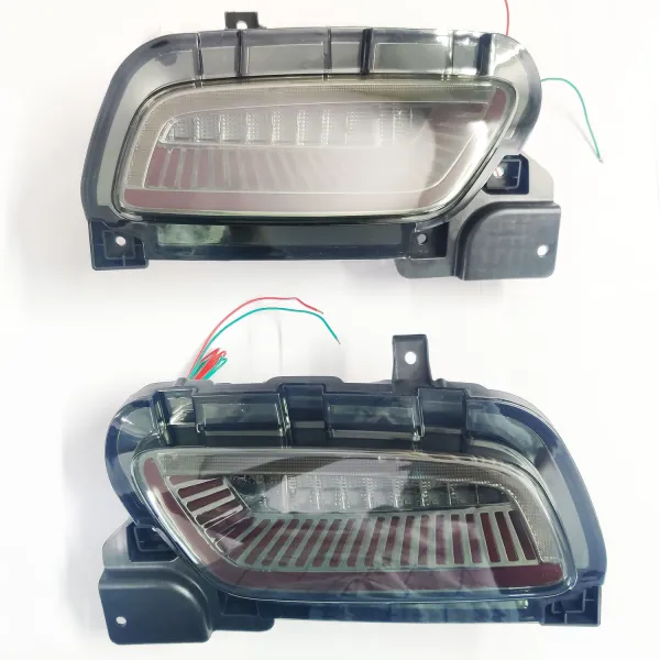 Maruti Suzuki Grand Vitara Rear Bumper LED Reflector Lights Maruti Suzuki Grand Vitara Rear Bumper LED Reflector Lights