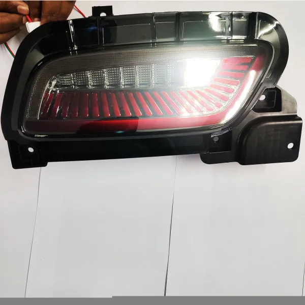 Maruti Suzuki Grand Vitara Rear Bumper LED Reflector Lights Maruti Suzuki Grand Vitara Rear Bumper LED Reflector Lights