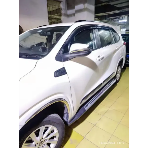 Carhatke Side Foot Step OE Type For Toyota Innova Hycross 2023 Onwards