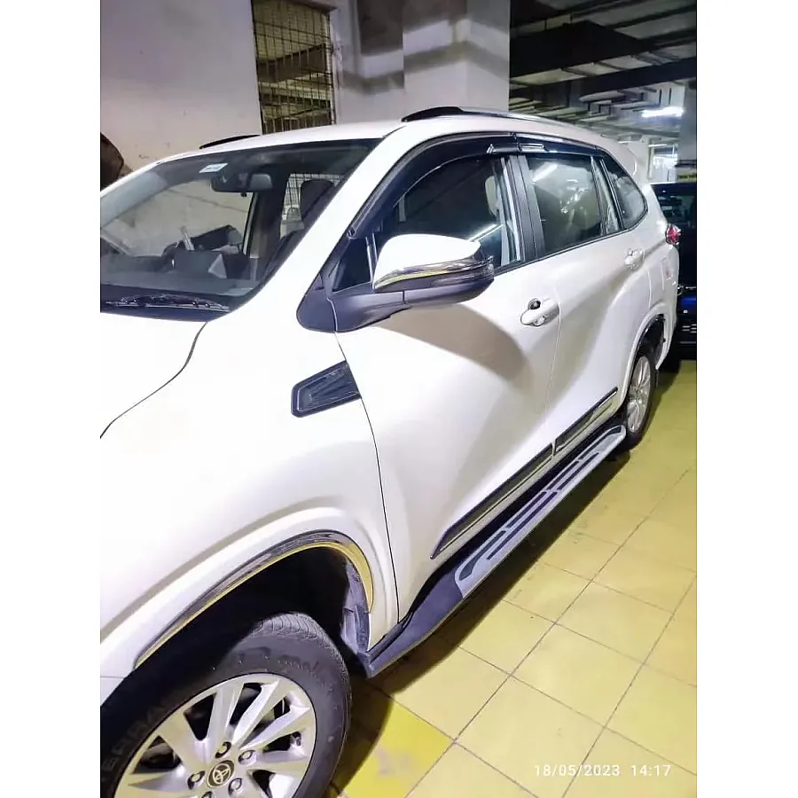Carhatke Side Foot Step OE Type For Toyota Innova Hycross 2023 Onwards