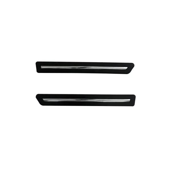 Bumper Corner Protector for Toyota Innova Hycross 2023 Onwards Bumper Corner Protector for Toyota Innova Hycross 2023 Onwards