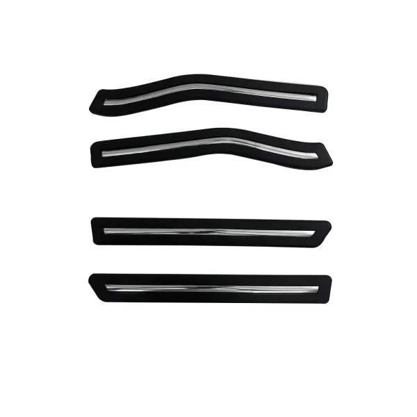 Bumper Corner Protector for Toyota Innova Hycross 2023 Onwards Bumper Corner Protector for Toyota Innova Hycross 2023 Onwards