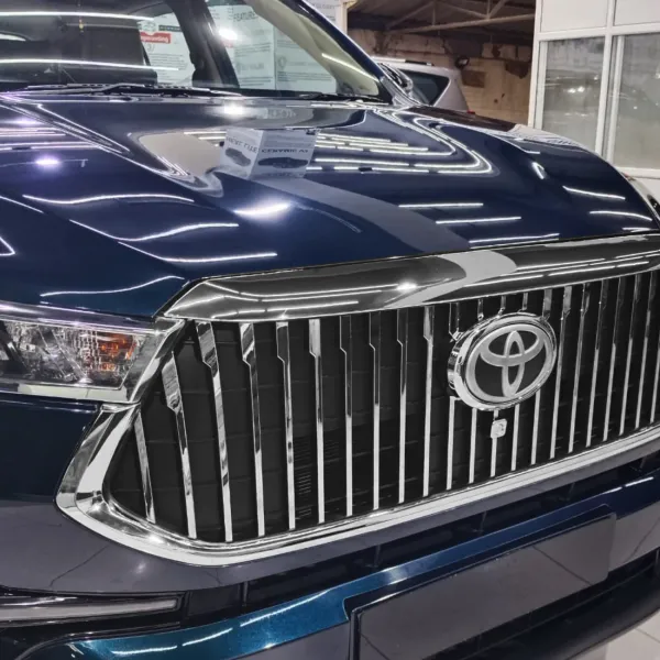 Maybach Design Front Grill for Toyota Innova Hycross 2023 Onwards Maybach Design Front Grill for Toyota Innova Hycross 2023 Onwards