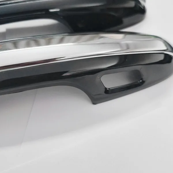 Cnleague Door Handle Cover for Toyota Innova Hycross 2023 Onwards - Black with Chrome Cnleague Door Handle Cover for Toyota Innova Hycross 2023 Onwards - Black with Chrome